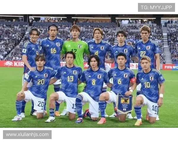 日本足球3比0战胜韩国实力球星展现新辉煌夺得关键胜利